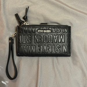 Steve Madden Wristlet wallet